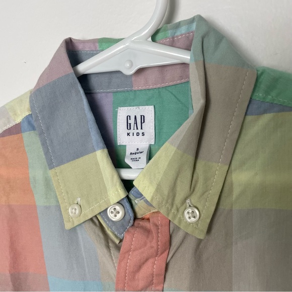 Gap Button Down - Small - Picture 11 of 16